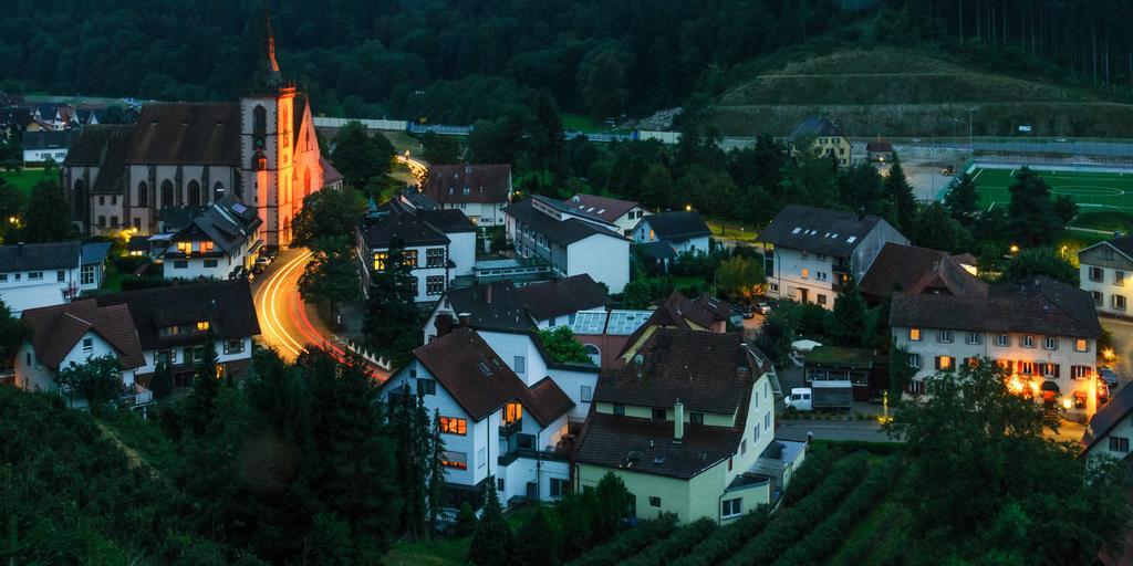 Gasthof Und Pension Zum Kreuz Lautenbach Buitenkant foto