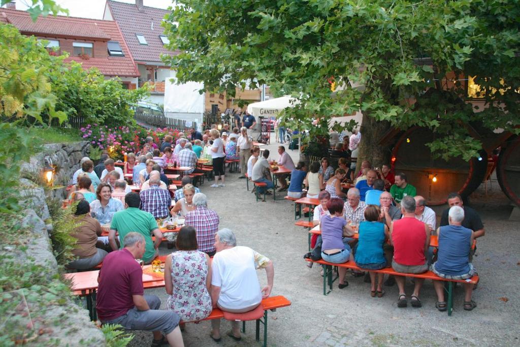 Gasthof Und Pension Zum Kreuz Lautenbach Buitenkant foto
