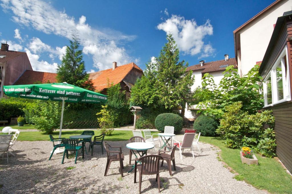 Gasthof Und Pension Zum Kreuz Lautenbach Buitenkant foto
